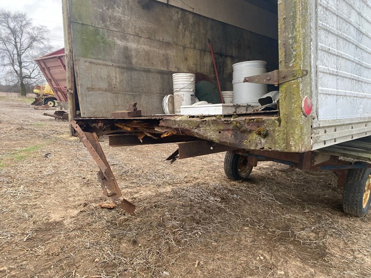 van-bed-for-storage-wagon-gear-not-included-image-6