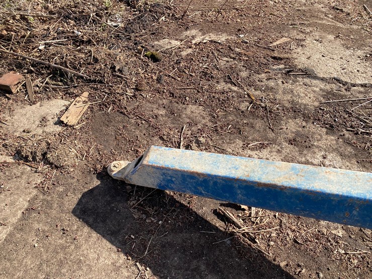 international-6200-image-37