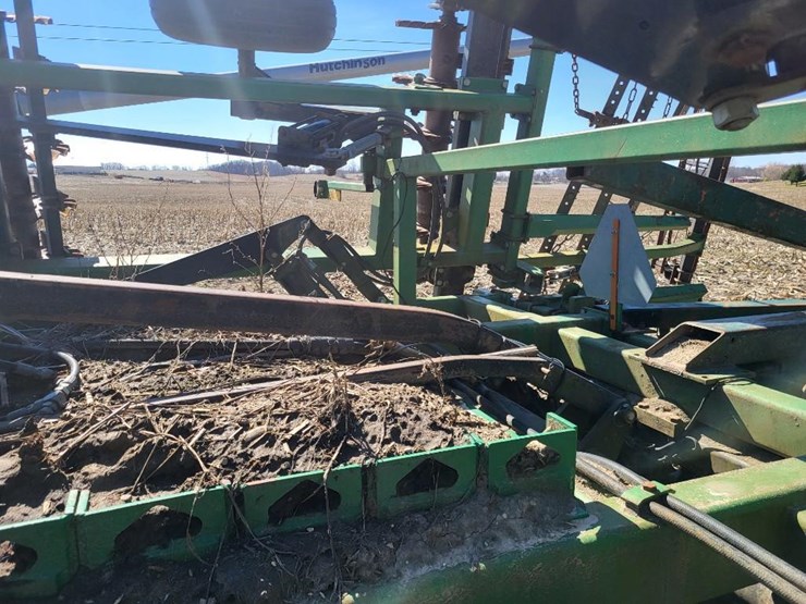 great-plains-2200tt-image-24