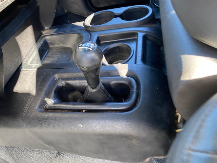 2018-dodge-2500-image-27