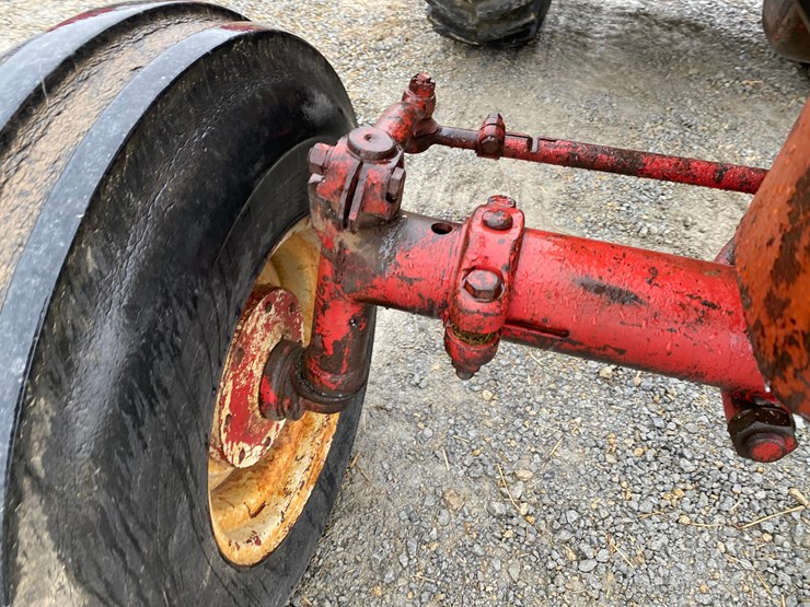 farmall-1206-image-10