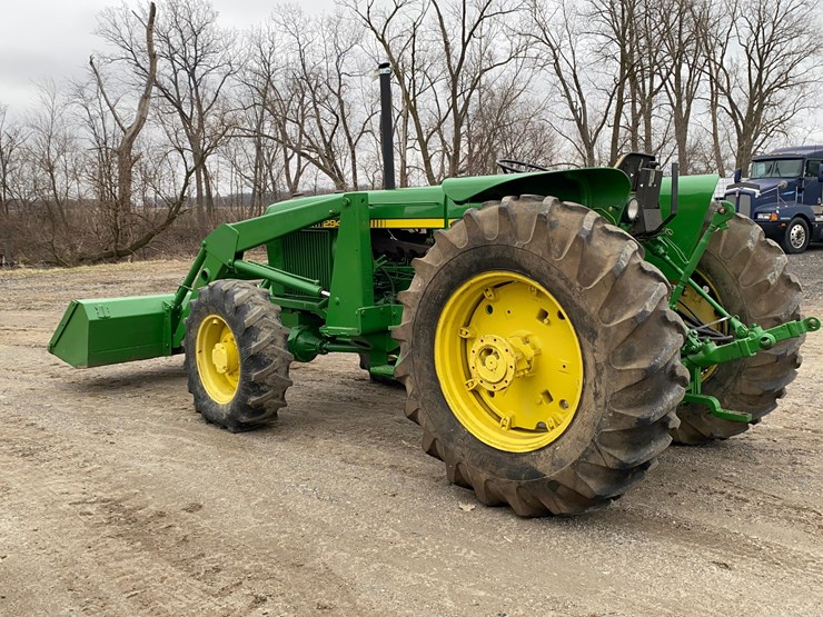 john-deere-2940-image-4