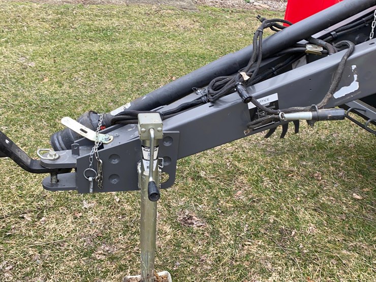 2024-massey-ferguson-1745d-image-6