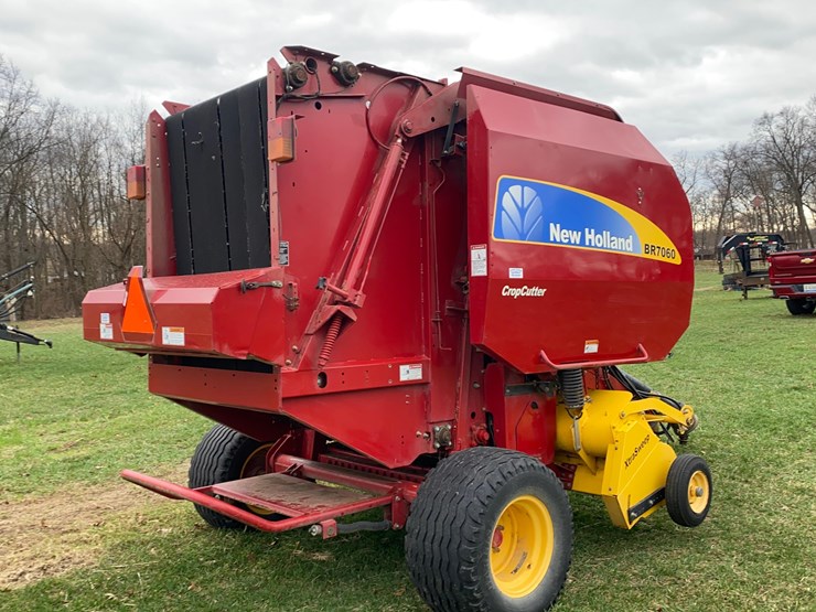 new-holland-br7060-image-10