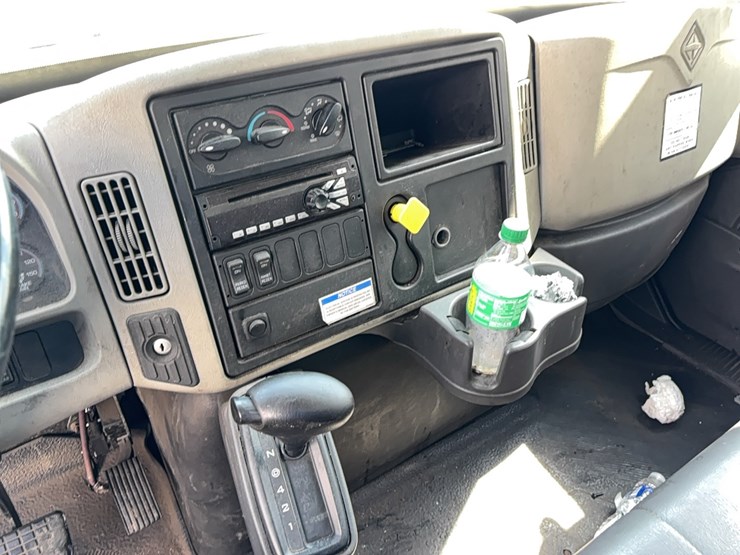 2015-international-durastar-4300-image-20