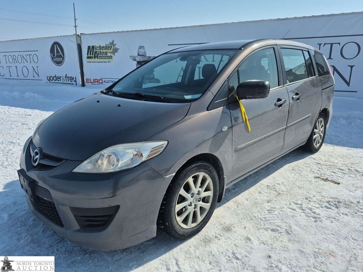 2009-mazda-mazda5-image-1