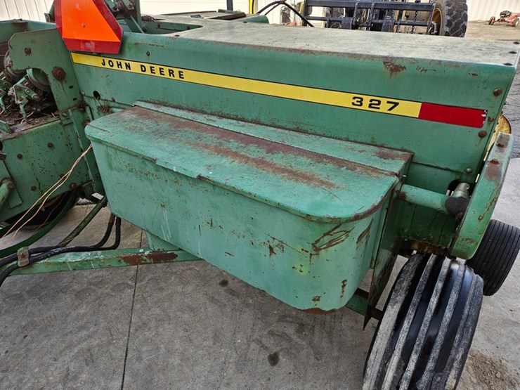 john-deere-327-image-35