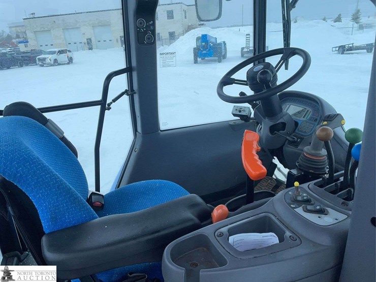 2014-new-holland-tv6070-image-10