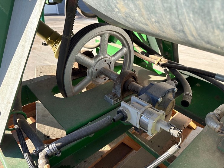 a1-60-gallon-3pt-mist-sprayer--1-owner-image-16