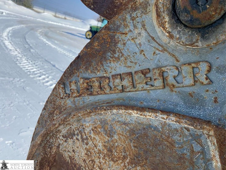 liebherr-r924-image-31