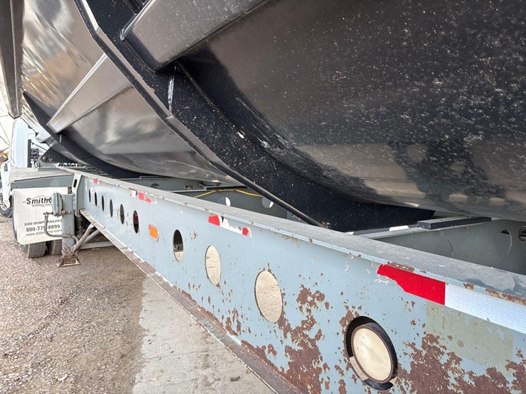 2015-smithco-side-dump-image-53