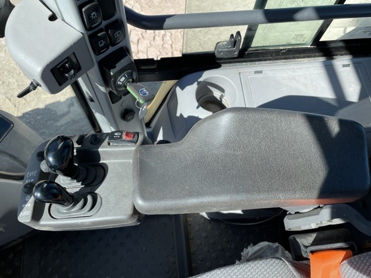 2023-volvo-l70h-image-34