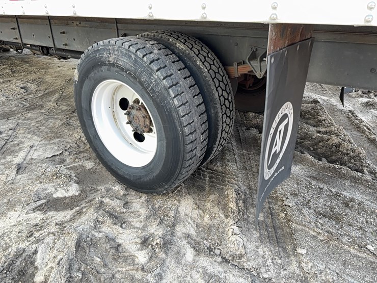 2016-international-durastar-4300-image-7