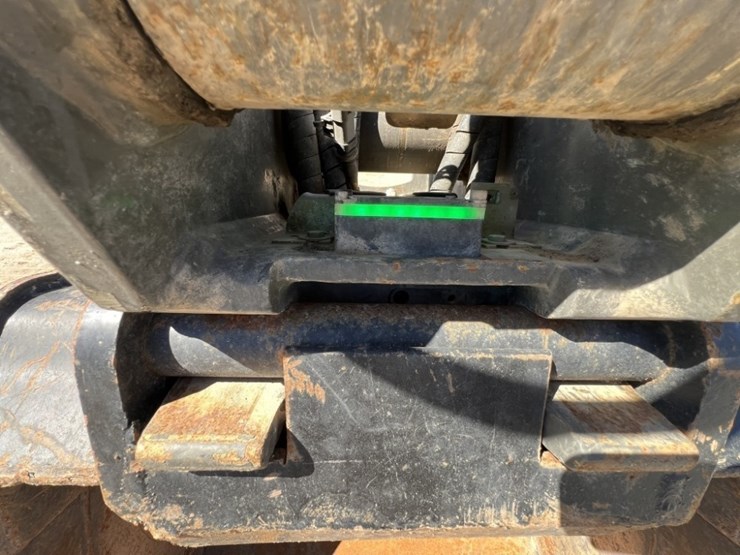 2024-volvo-ecr88d-image-17