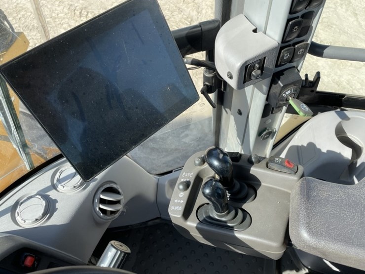 2024-volvo-l70h-image-31