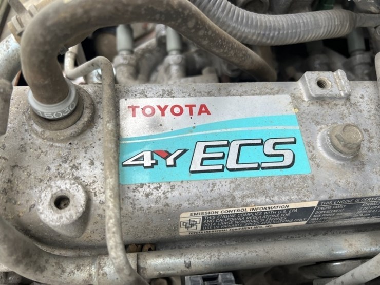 2014-toyota-8fgu25-image-18