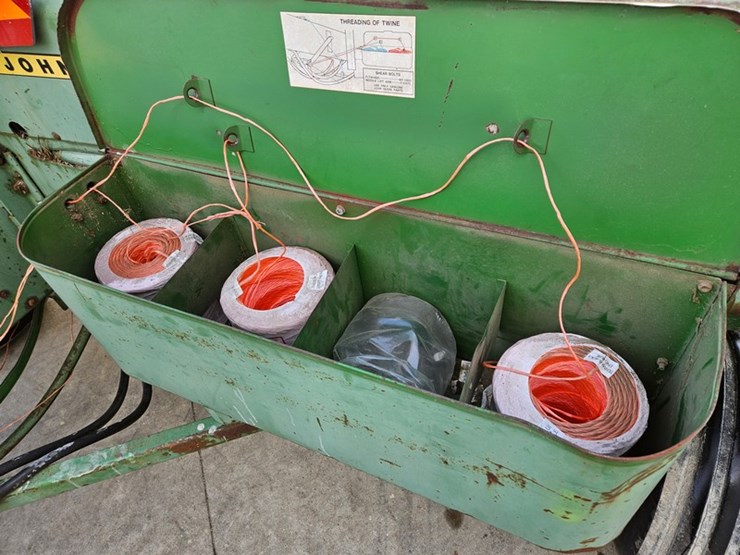 john-deere-327-image-36