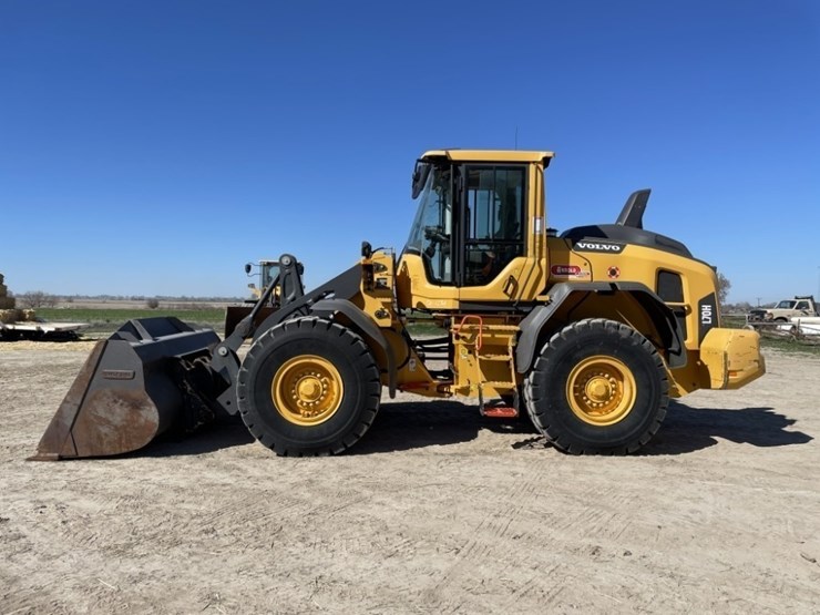 2023-volvo-l70h-image-2