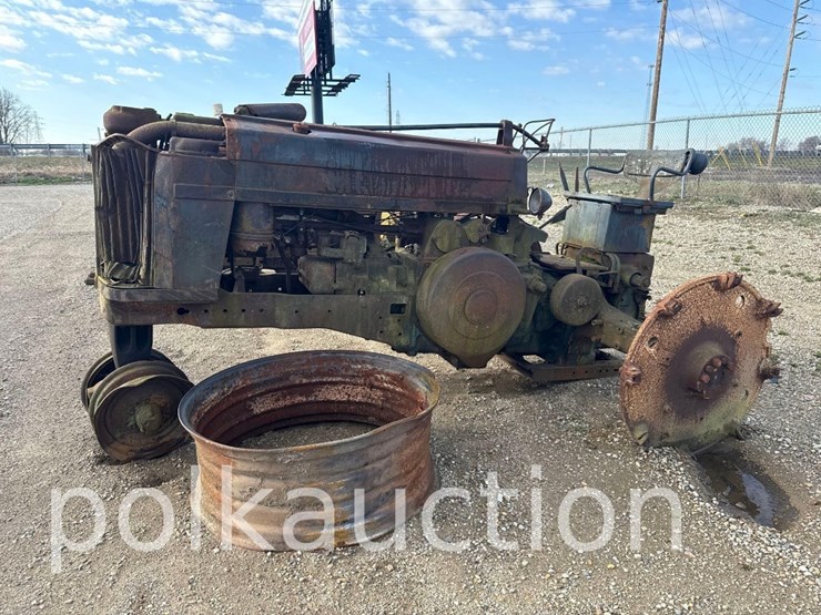 john-deere-720-image-2