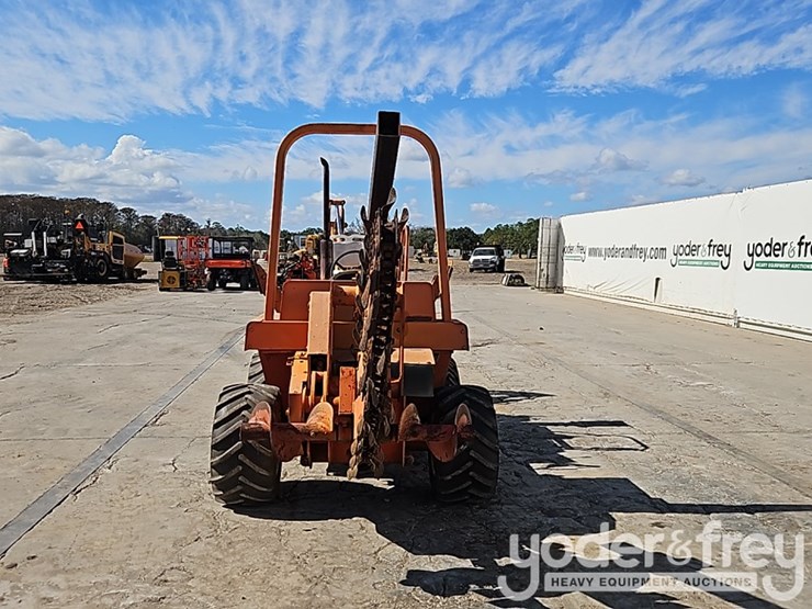 ditch-witch-3210-image-16