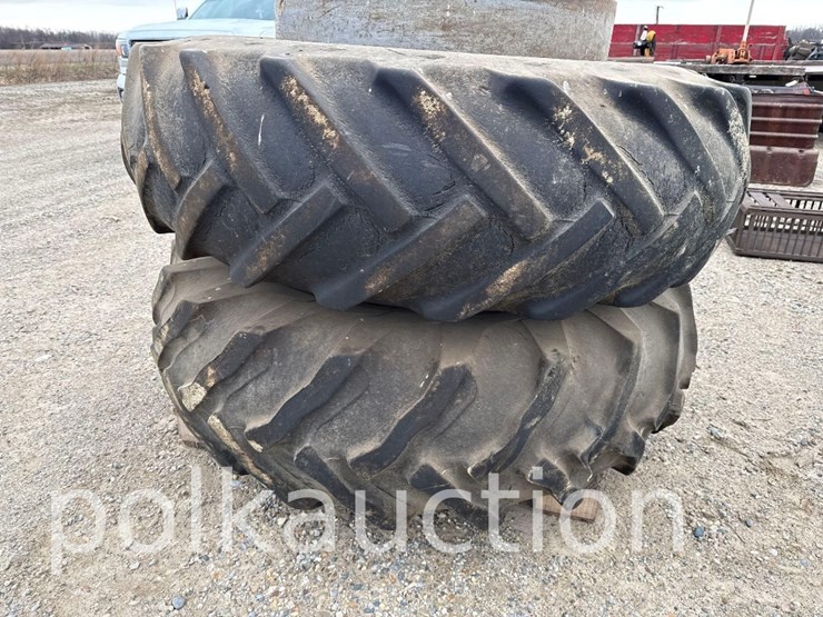 2228---(2)-18.4-34-t-rail-duals---from-the-larry-polk-estate-image-3