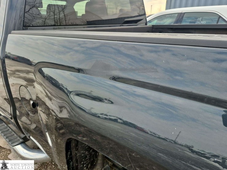 2017-chevrolet-silverado-1500-image-21