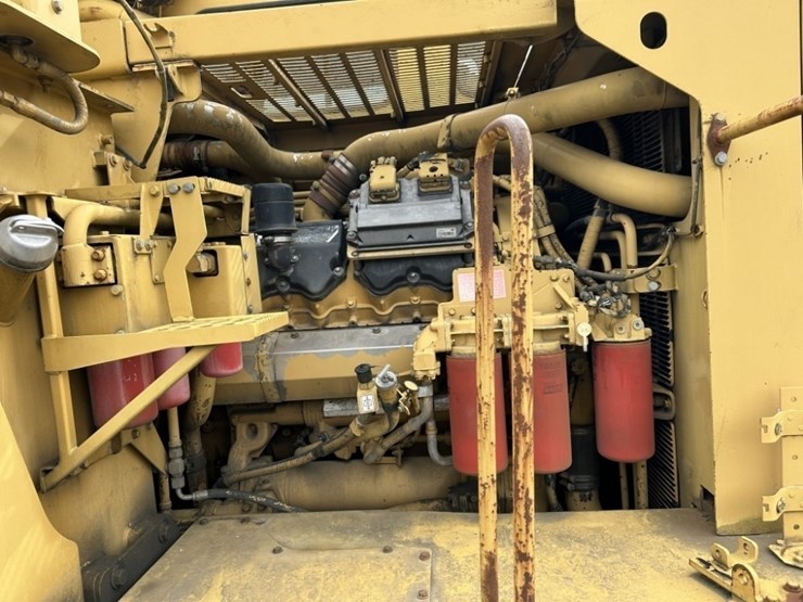 2009-caterpillar-ad55b-image-38