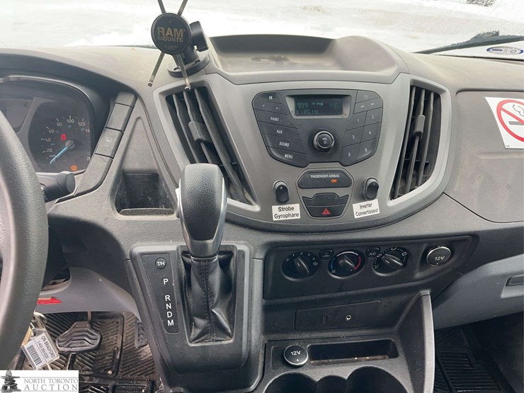 2016-ford-transit-image-17