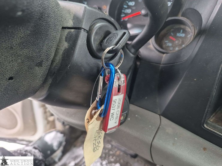 2008-chevrolet-silverado-1500-image-16