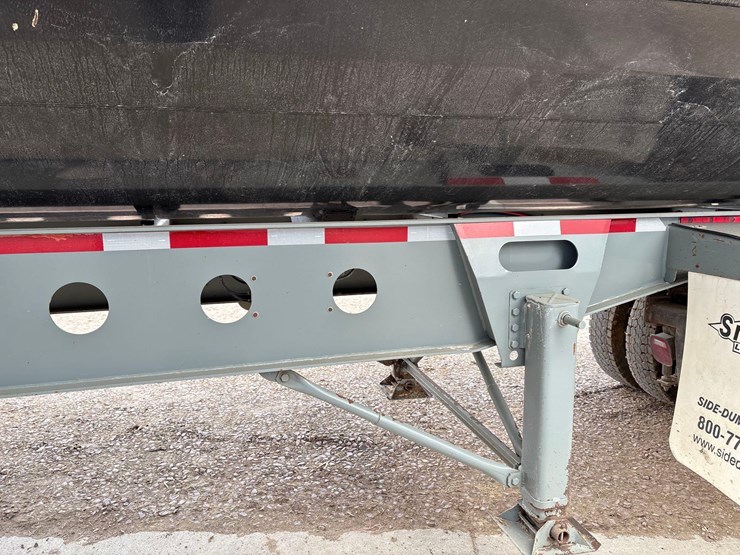 2015-smithco-side-dump-image-17