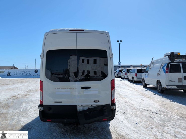 2016-ford-transit-image-6