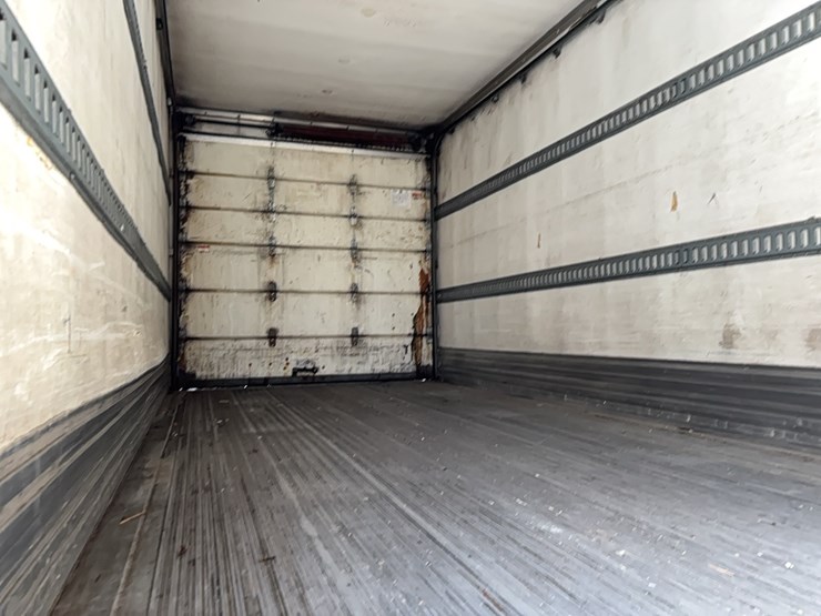 2017-international-durastar-4300-image-9