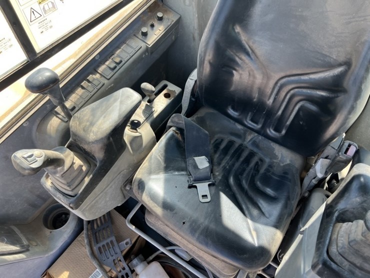 2013-volvo-ecr58-image-28