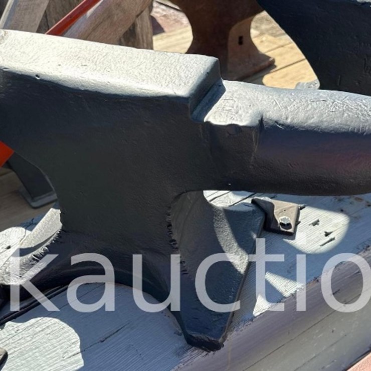 1725 - 27.5" x 3.5" ANVIL - FROM THE HARLAN BEER ESTATE