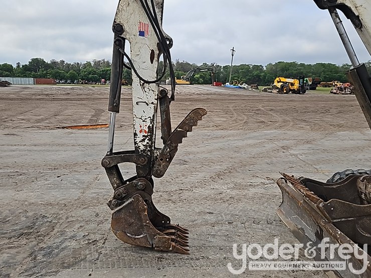 2005-bobcat-341-image-18