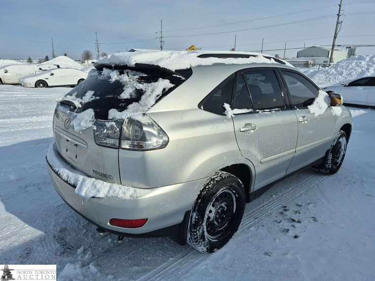 2005-lexus-rx330-image-5