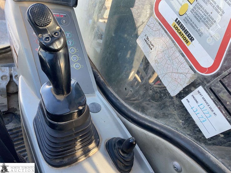 liebherr-r924-image-13