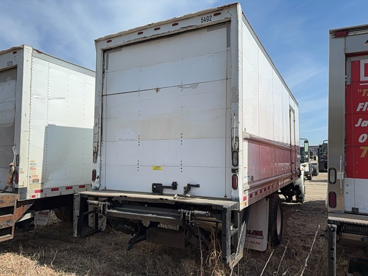 2016-international-durastar-4300-image-3