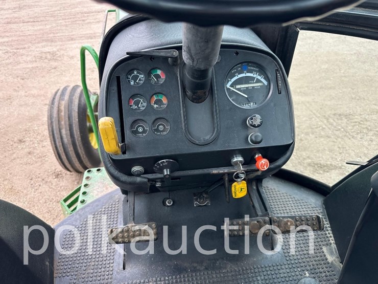 john-deere-4440-image-23