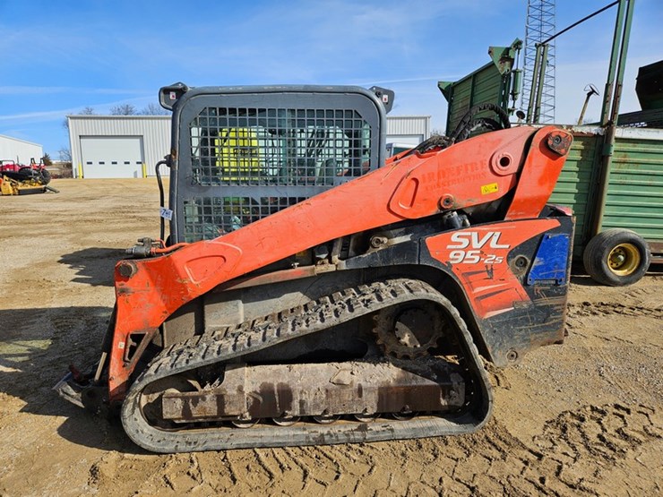 kubota-svl95-2s-image-2