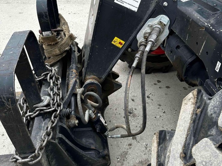 2022-bobcat-tl619-image-21