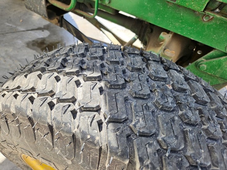 john-deere-750-image-35