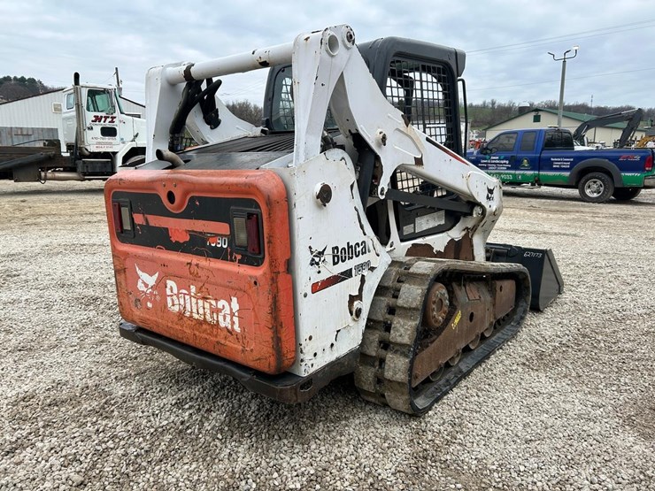 bobcat-t590-image-4