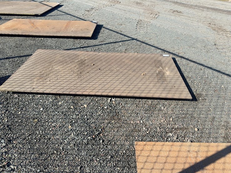 96"-x-48"-steel-road-plate-image-3