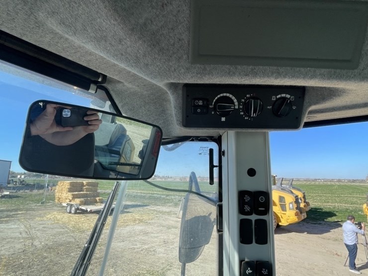 2023-volvo-l70h-image-37