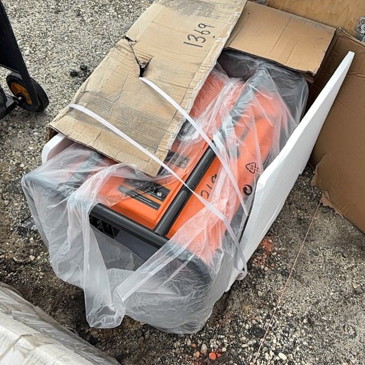 NEW TOGO 8000 WATT GENERATOR NEW SUPPORT EQUIPMENT