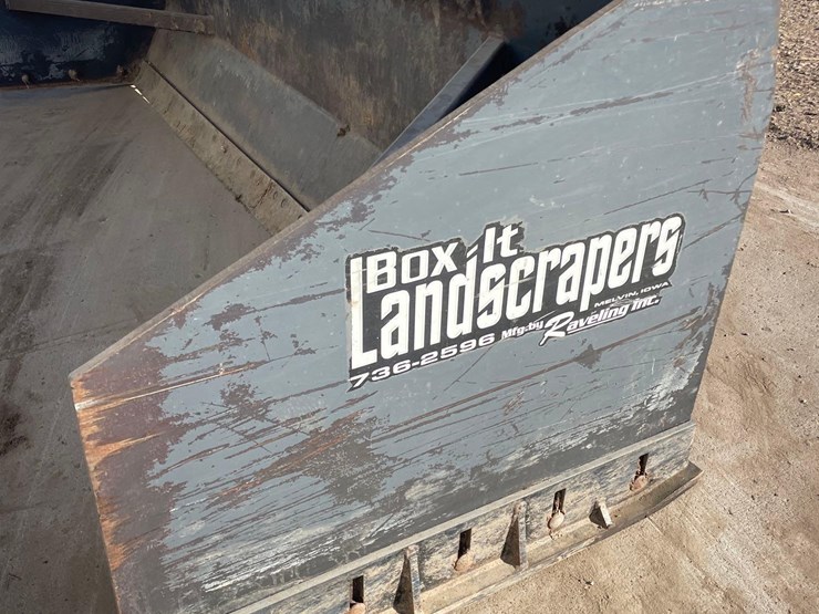 raveling-12ft-volvo-loader-mount-push-blade--1-owner-image-8