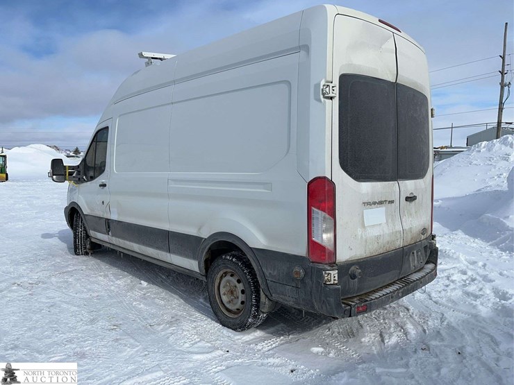 2016-ford-transit-image-3