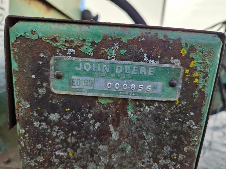 john-deere-100-image-35