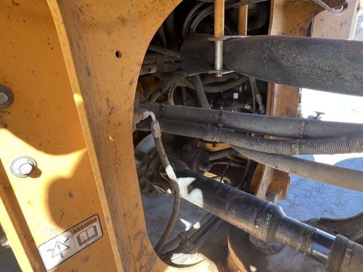 2022-volvo-l90h-image-27